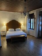 Captain Vasilis Hotel