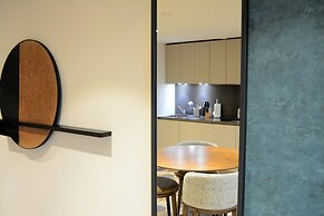 Staybridge Suites London Heathrow - Bath Road by IHG
