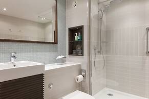 Staybridge Suites London Heathrow - Bath Road by IHG