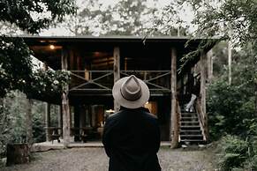 Carawirry Forest Escape