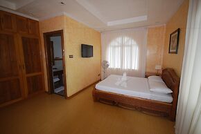 La Parola Orchids Beach Resort