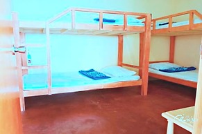 Hostel Oslob Anglers Hub Resort