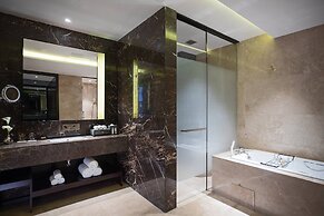 Renaissance Shenyang West Hotel