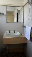 Restawile Motel