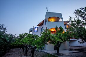 Orelia Pension