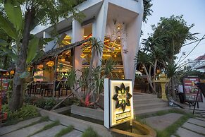 Natural House