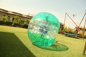Van Chhavi Resort