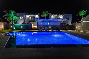 Electra Villas at Kokkino Chorio