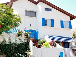 Dayos Unique Suites