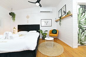 Dayos Unique Suites