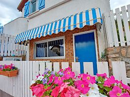 Dayos Unique Suites