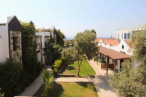 Kemancı Suites & Restaurant & Beach