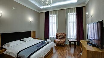 Sleepy Tom Hotel