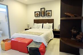 H2O Hotel