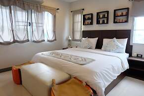 H2O Hotel