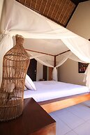 Kembali Villa