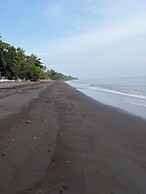 Kembali Villa