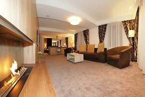 Eden Grand Resort