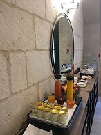 L'Adresse Boutique Hotel