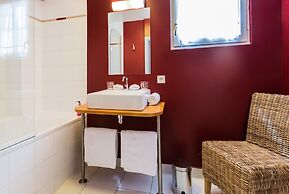 L'Adresse Boutique Hotel