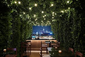 The Shanghai EDITION