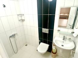 Dinc Otel