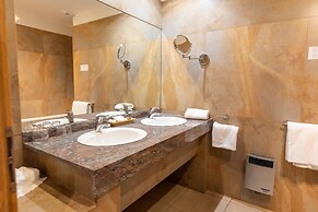 Hôtellerie du Château de Floure & Spa