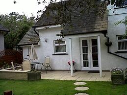 Lakeside Lodge