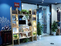 Ibis Shanghai Changshou