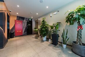 Ibis Shanghai Changshou