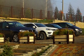 FAVAR Carpathians