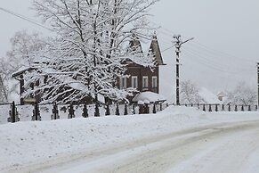 FAVAR Carpathians
