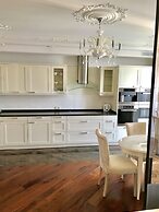 Luxury Condominium. Kiev center.