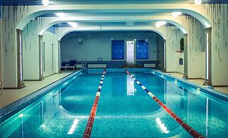 Luxury Condominium. Kiev center.