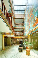 Hotel Lotus Gems