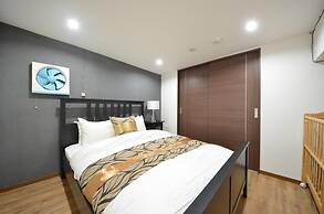 Kyoto House