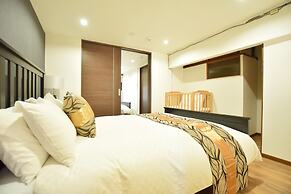Kyoto House