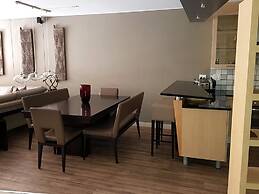 Weom Apartments