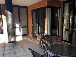 Weom Apartments