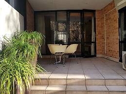 Weom Apartments