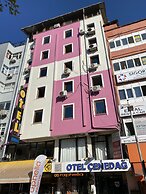 Hotel Cenedag