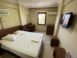 Hotel Cenedag