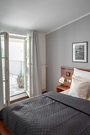 4 Elements Apartments
