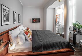 4 Elements Apartments