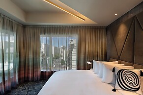 SO/ Auckland