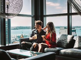 SO/ Auckland