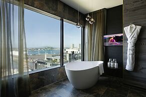SO/ Auckland