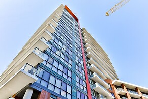 Stunning Harbourfront Condo