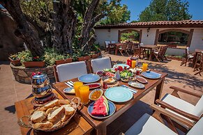 MESE SUITES