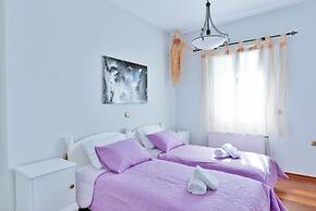 Charming 3-bedroom House in Tinos